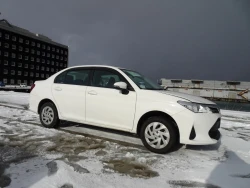 Toyota Corolla Axio, 2018 13